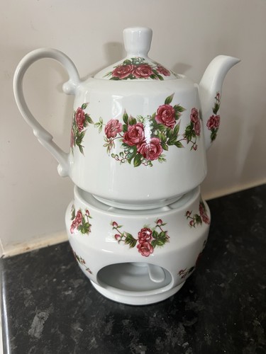 Ceramic teapot with - ceramic,