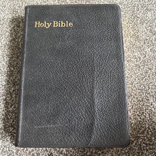 Holy bible old new - holy,
