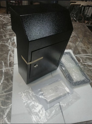 Black rear opening mail - opening, box