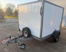 White Box Single axle trailer 750kg I Serviced and in Excellent Condition