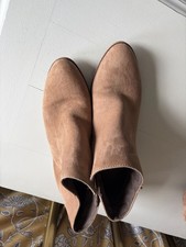 Tamaris Tan Suede Ankle Boots