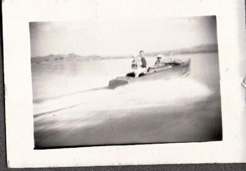 Vintage photograph race boat - photograph, race-boat