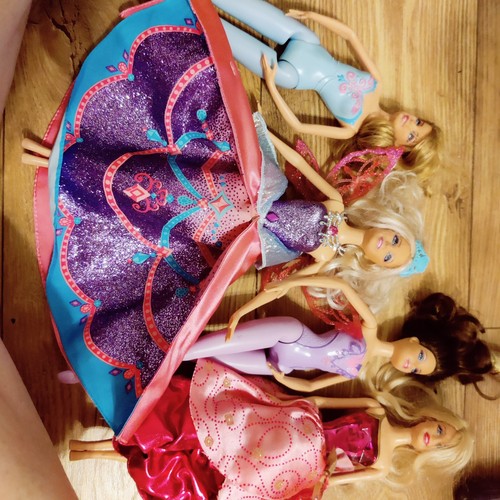 Four vintage barbie - four,