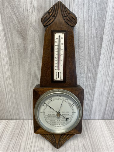 Antique carved oak - oak, banjo