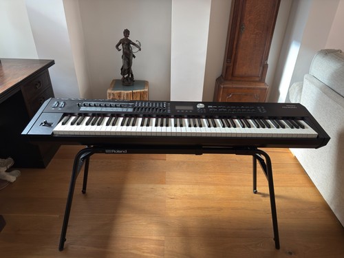 Roland rd2000 digital piano - roland,
