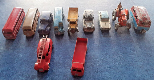 Post war dinky - post,