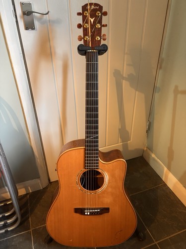 Yairi 62 cutaway - 62,
