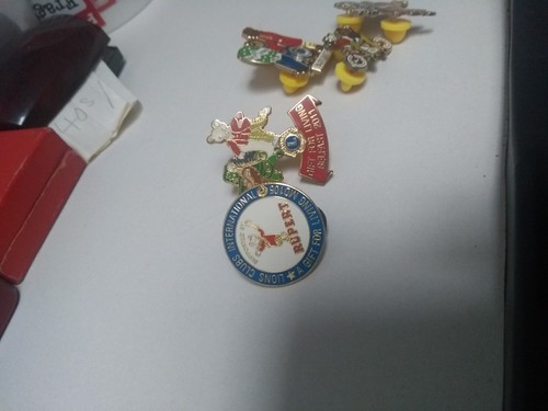 Rupert the bear badges - rupert, x5