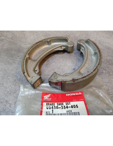 Brake shoe set without - brake,