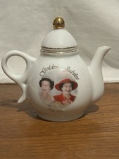 Queen elizabeth golden - queen,