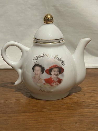 Queen elizabeth golden - ii,