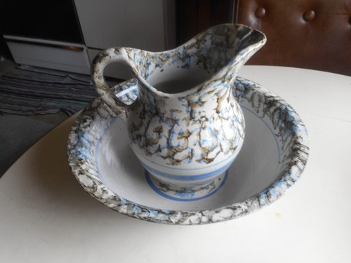 Antique spongeware wash - antique, bowl