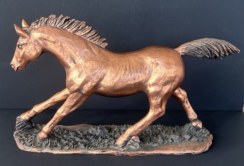 Vintage gold tone running - gold,