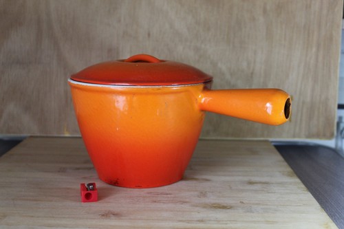 Creuset cast iron - cast,
