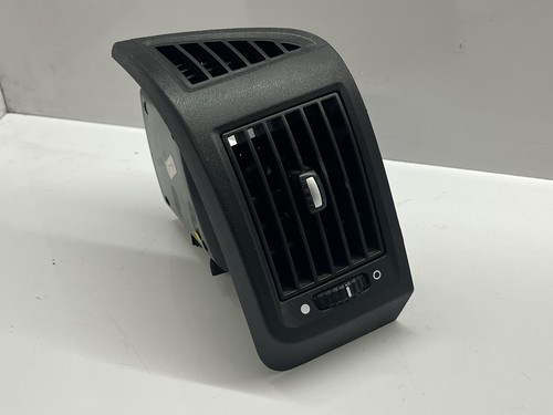 Air vent middle left side - left,