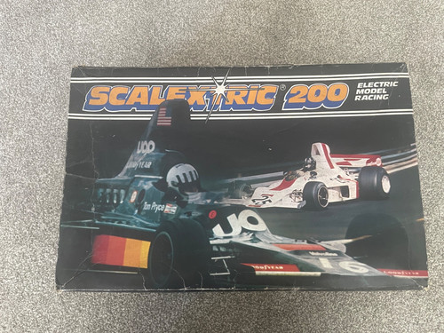 Scalextric 200 racing set - scalextric,