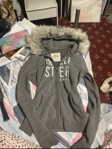 Y2k hollister fur hooded - hollister,
