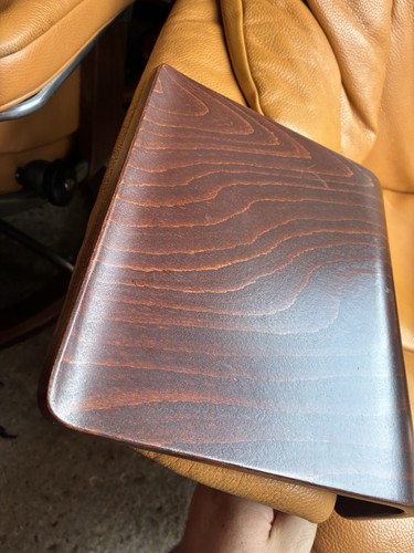 Two lovely ekornes - two,