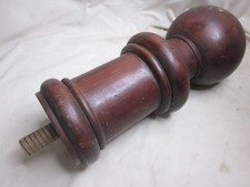 1 large vintage wood post
