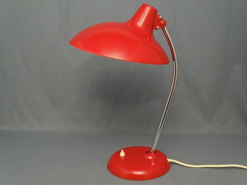 Fire engine red kaiser - fire, table