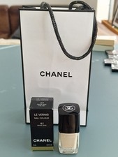 CHANEL le Vernis White Silk
