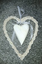 WHITE WICKER HEART DECORATION