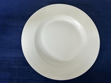 WEDGWOOD PAUL COSTELLOE CREAM 33cm ROUND SERVING PLATE / CHARGER - EXCELLENT