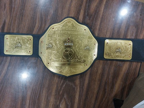 Big gold heavyweight - big,