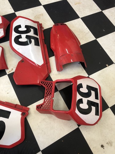 Yamaha dt125r plastics red - yamaha, plastics,