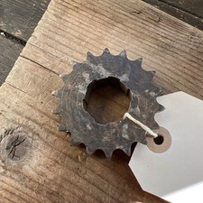 76-3037 Triumph tigress