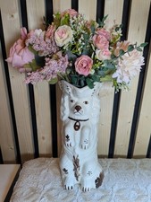 Staffordshire style Begging