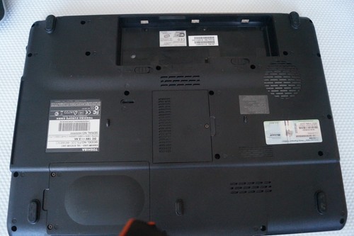 Bottom base housing v000140270 - housing,