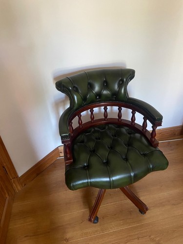 Captain chair green - captain’s,