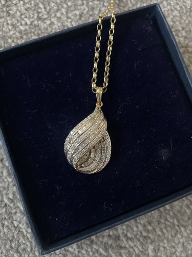 Large beautiful diamond - large,
