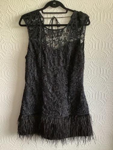 Lipsy vip lace - lipsy, feather