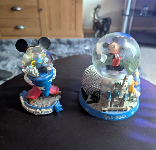 Authentic 2005 walt disney - 2005,