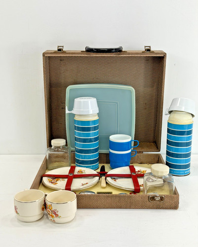 Vintage brexton picnic set - vintage,