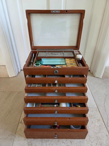 Dentist dental apothecary - dental,