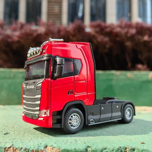 Alloy diecast truck - alloy,