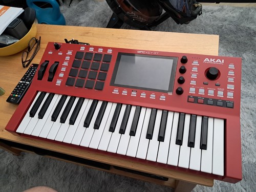 Akai mpc key boxed - akai,