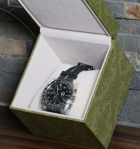 Gucci interlocking watch - gucci,