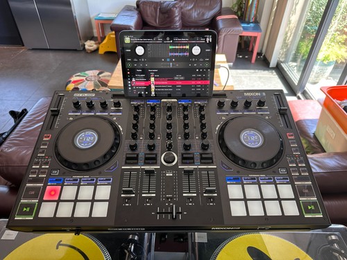 Reloop mixon pro 4 - 8,