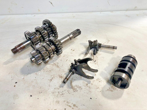 Suzuki 250 gearbox - gn,