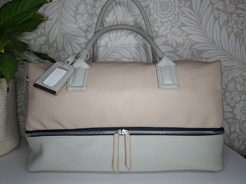 Beige and mint green large - green, zip