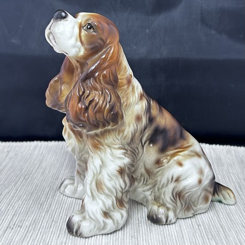 Vintage cocker spaniel sitting - spaniel,