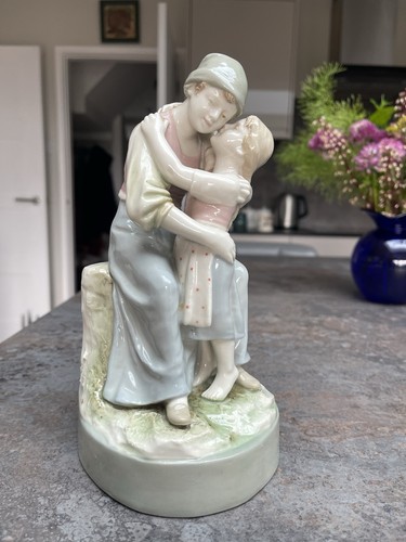 Rare vintage royal dux - rare,