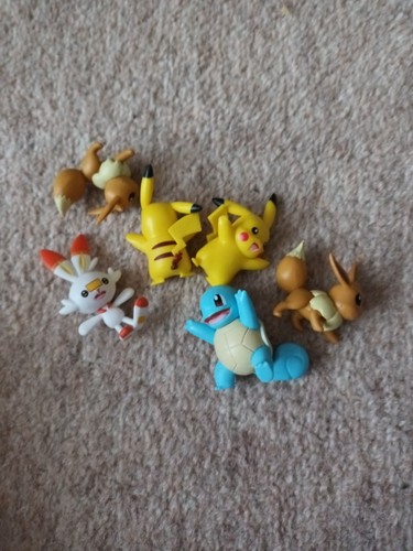 Pokemon figures bundle - pokemon,
