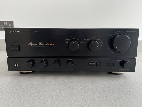 Pioneer stereo amplifier - stereo,