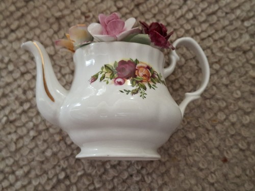 Vintage royal albert - royal,