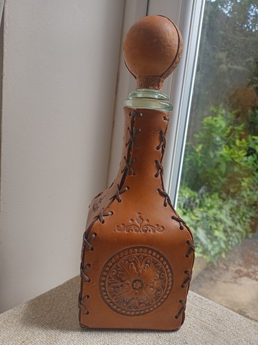 Italian decanter leather - italian,